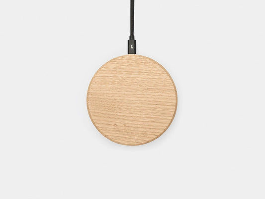 Pad di ricarica sottile in legno