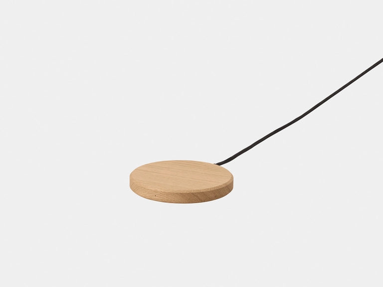 Pad di ricarica sottile in legno